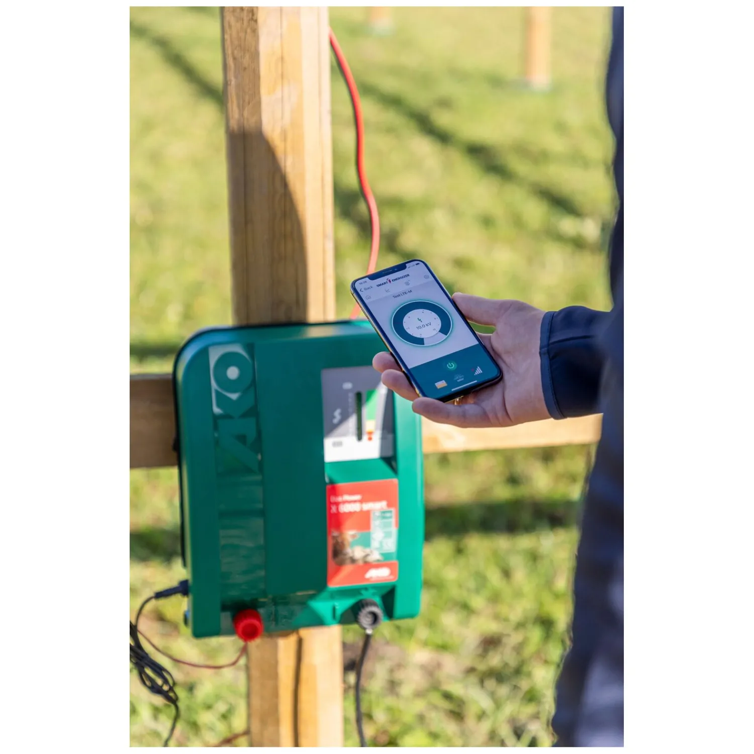Loesdau Weidezaungeräte<AKO Weidezaungerät Duo Power X 6000 Smart