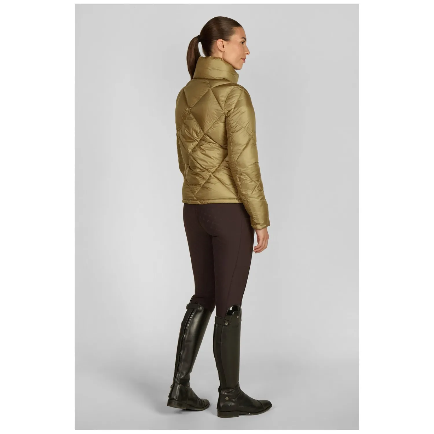Damen ESKADRON Heritage Reitjacken<teppjacke in Ganzoptik