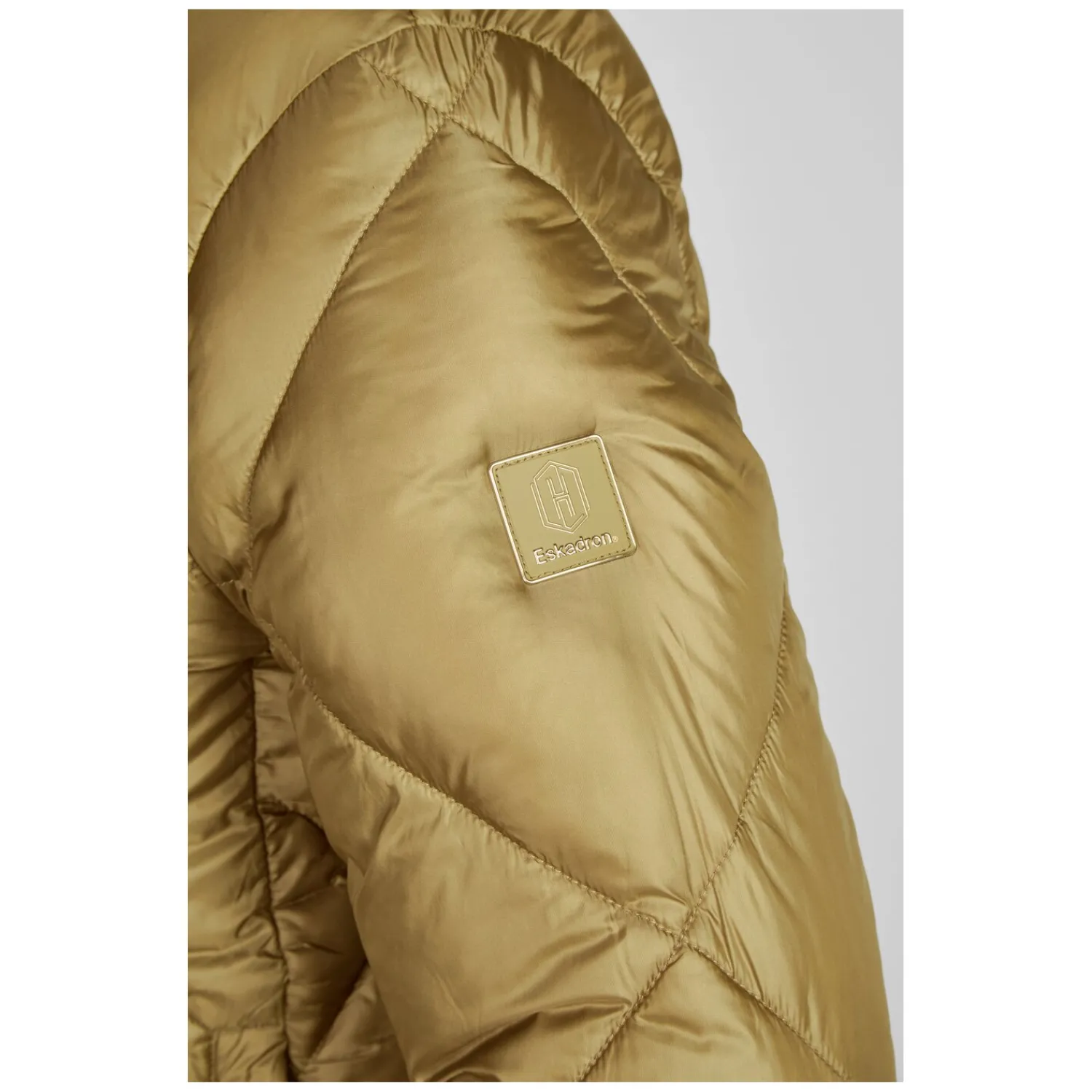 Damen ESKADRON Heritage Reitjacken<teppjacke in Ganzoptik