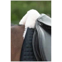 Loesdau Sättel & Zubehör|Schabracken<Horse-friends Lammfell-Schabracke Mesh