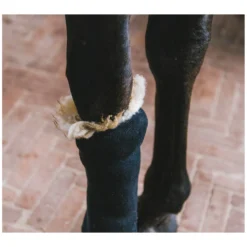 Loesdau Stallapotheke<KENTUCKY Therapeutic Wool 150g