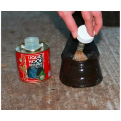 Loesdau Pferdepflege<KEVIN BACON'S Liquid Hoof Dressing