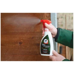 Loesdau Weiteres Stallzubehör|Stallapotheke<leovet Relax Aromaspray-Zirbenspray